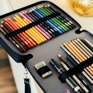 black and white pen holder
